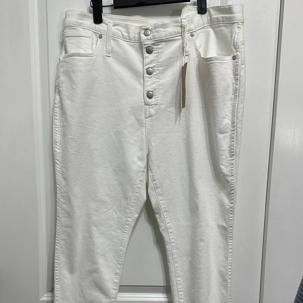 White madewell button fly skinny jeans with‎ raw hem NWT